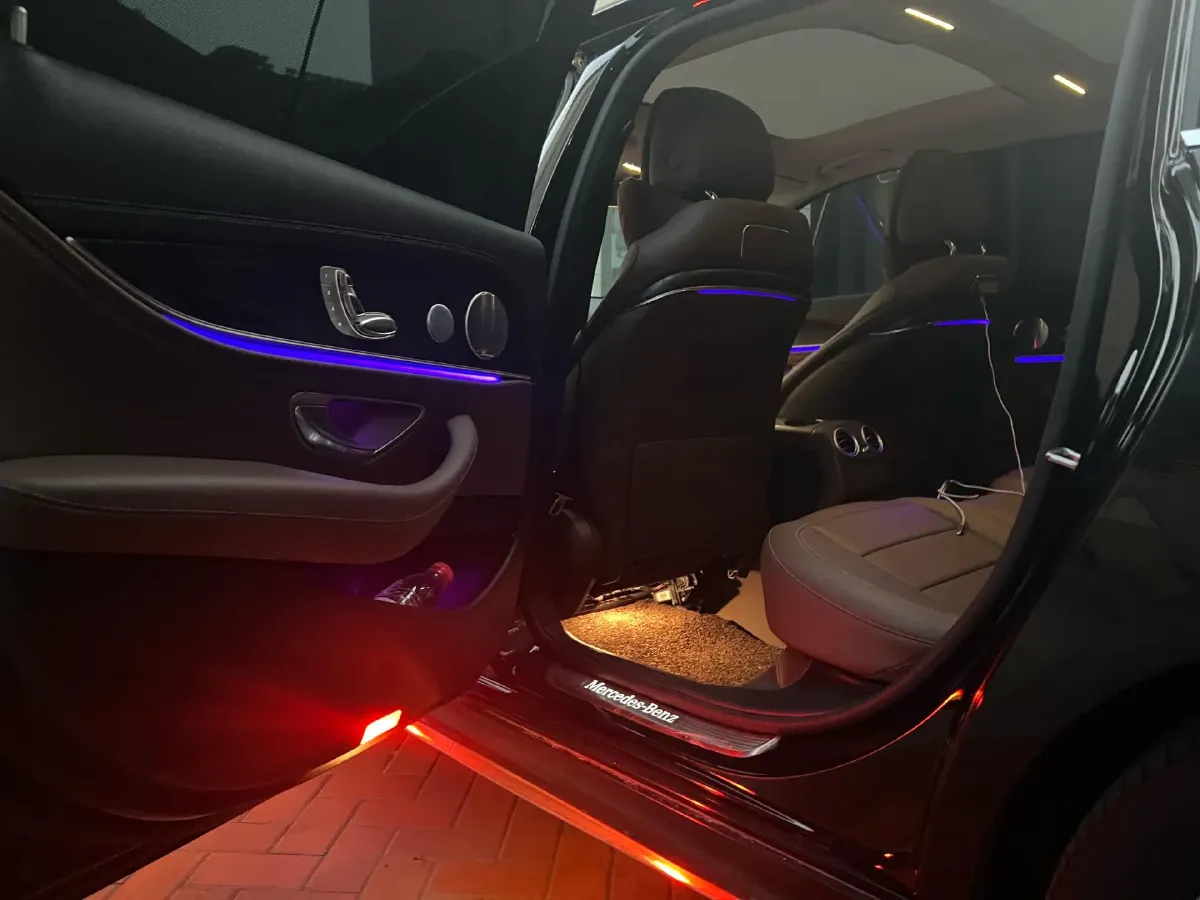 2020 Mercedes-Benz E Class 2.0T 258HP L4 9AT,autocango,china used car exporter,china ev exporter,chinese used car exporter,chinese used ev exporter