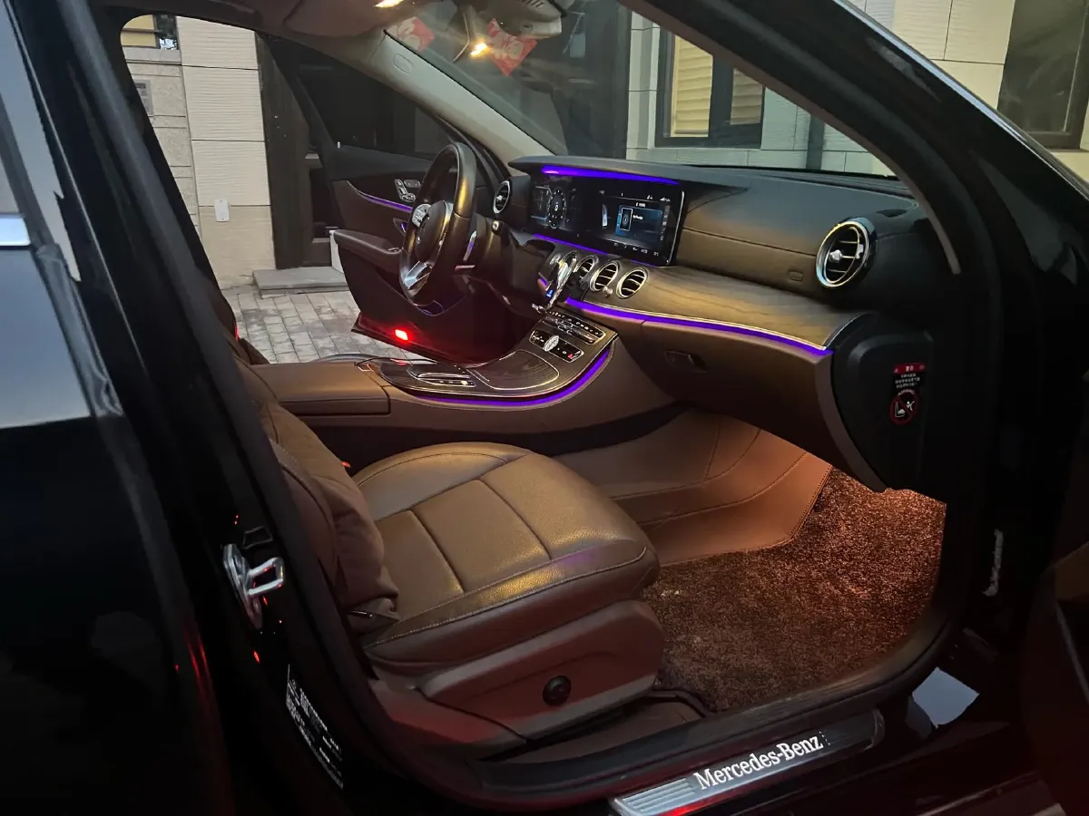 2020 Mercedes-Benz E Class 2.0T 258HP L4 9AT,autocango,china used car exporter,china ev exporter,chinese used car exporter,chinese used ev exporter