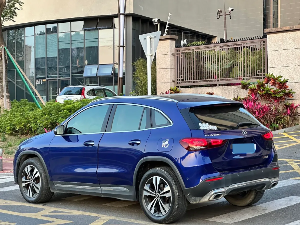 2020 Mercedes-Benz GLA Class 1.3T 163HP L4 7DCT,autocango,china used car exporter,china ev exporter,chinese used car exporter,chinese used ev exporter