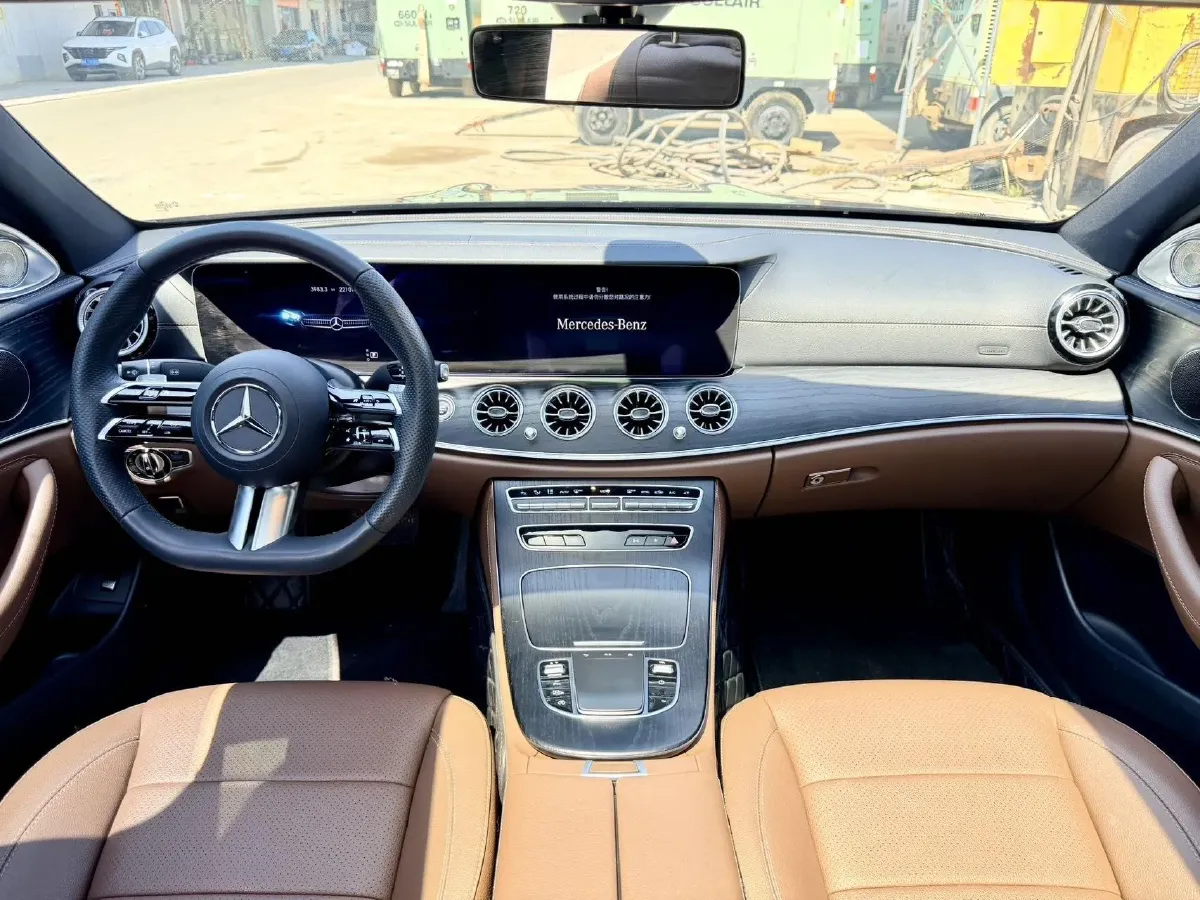 2023 Mercedes-Benz E Class 2.0T 258HP L4 9AT,autocango,china used car exporter,china ev exporter,chinese used car exporter,chinese used ev exporter
