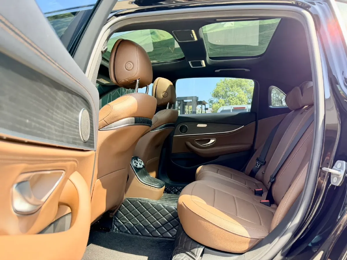 2023 Mercedes-Benz E Class 2.0T 258HP L4 9AT,autocango,china used car exporter,china ev exporter,chinese used car exporter,chinese used ev exporter