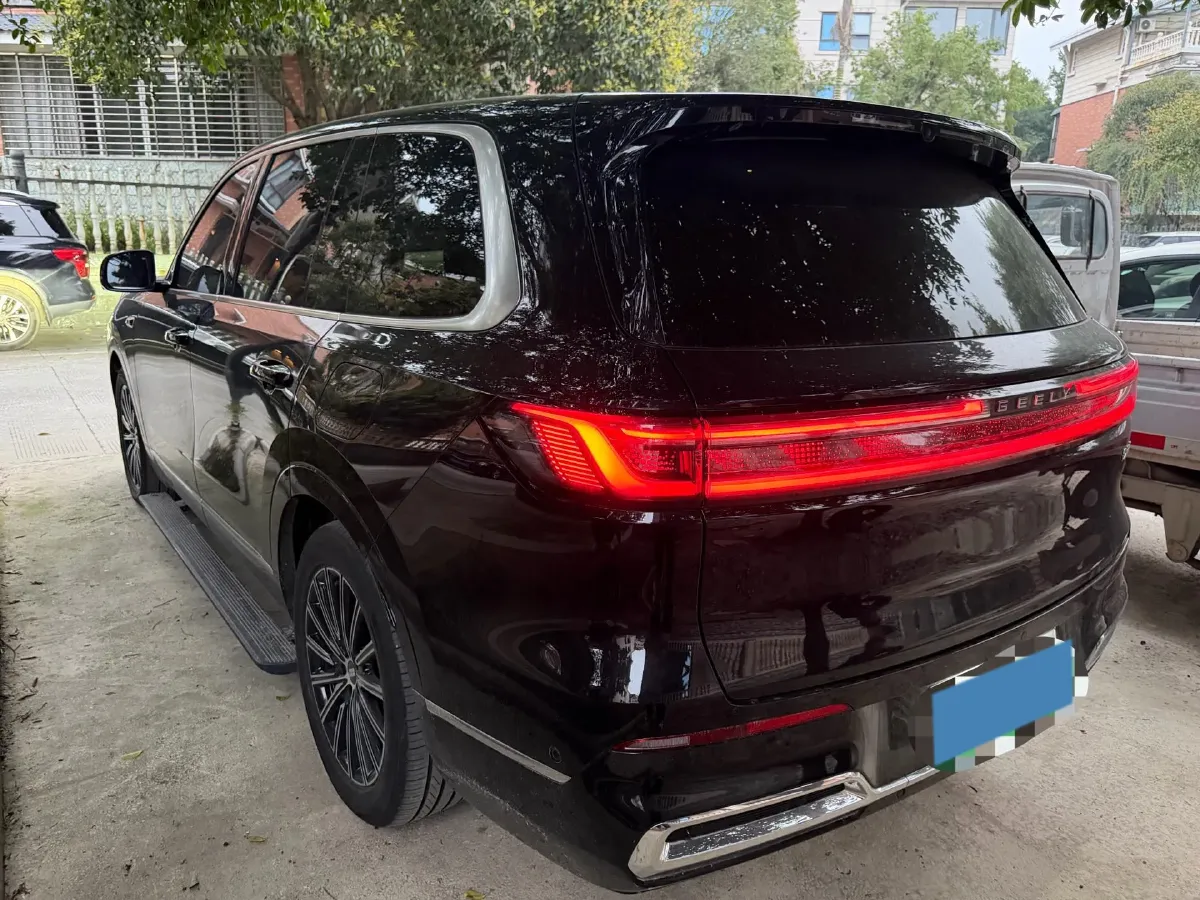 2025 Volkswagen Tiguan L 2.0T 220HP L4 7DCT,autocango,china used car exporter,china ev exporter,chinese used car exporter,chinese used ev exporter