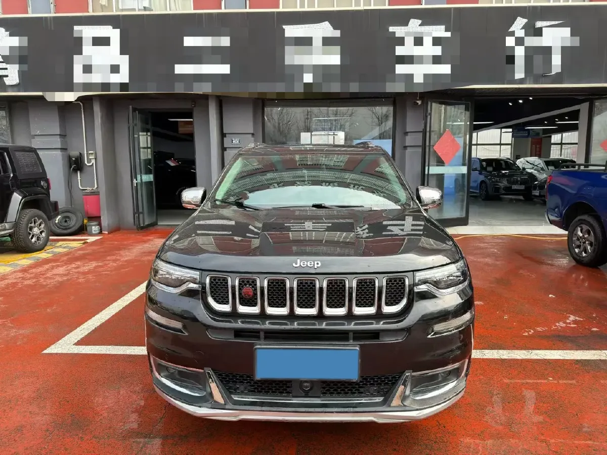 2018 Jeep Commander 2.0T 265HP L4 9AT,autocango,china used car exporter,china ev exporter,chinese used car exporter,chinese used ev exporter
