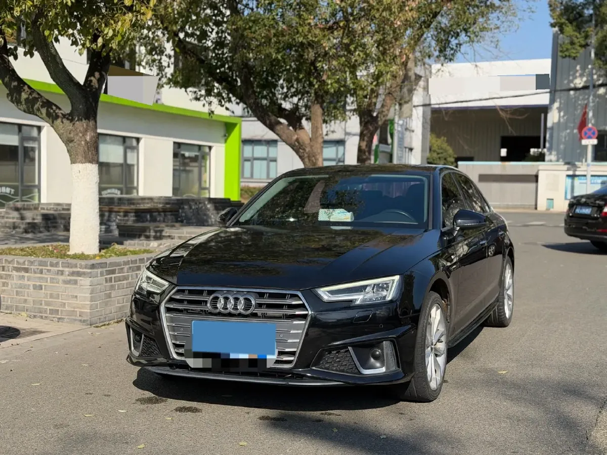 2019 Audi A4L 2.0T 190HP L4 7DCT,autocango,china used car exporter,china ev exporter,chinese used car exporter,chinese used ev exporter