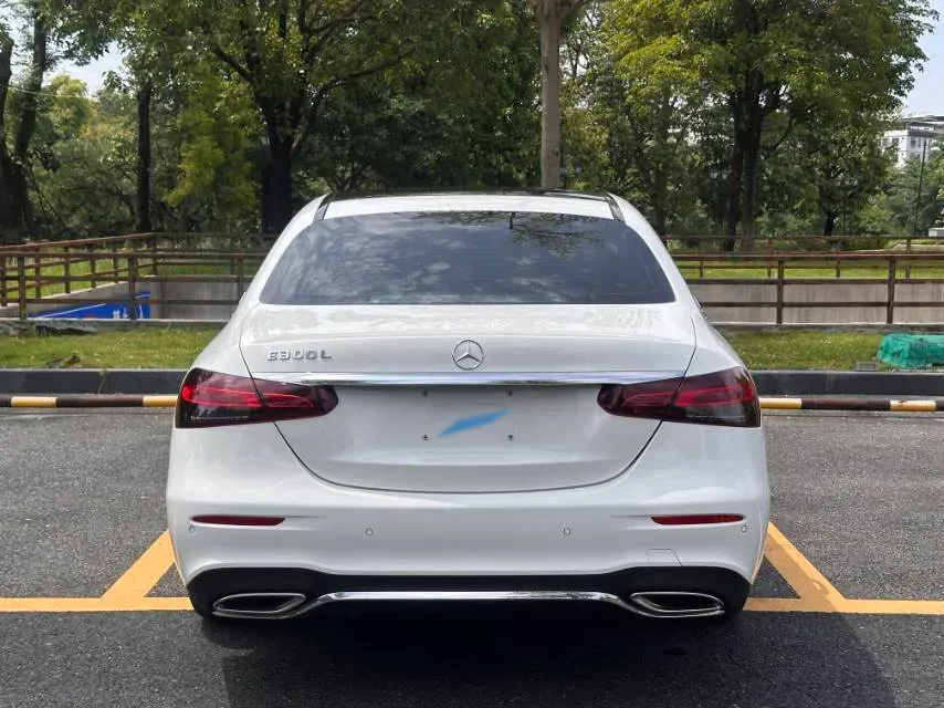 2021 Mercedes-Benz E Class 2.0T 258HP L4 9AT,autocango,china used car exporter,china ev exporter,chinese used car exporter,chinese used ev exporter