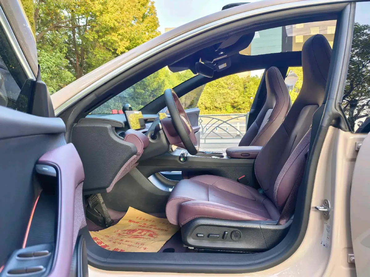 2024 NIO ET5T BEV 75KWH,autocango,china used car exporter,china ev exporter,chinese used car exporter,chinese used ev exporter