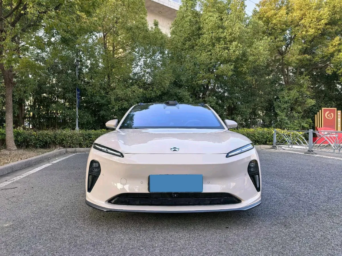 2024 NIO ET5T BEV 75KWH,autocango,china used car exporter,china ev exporter,chinese used car exporter,chinese used ev exporter