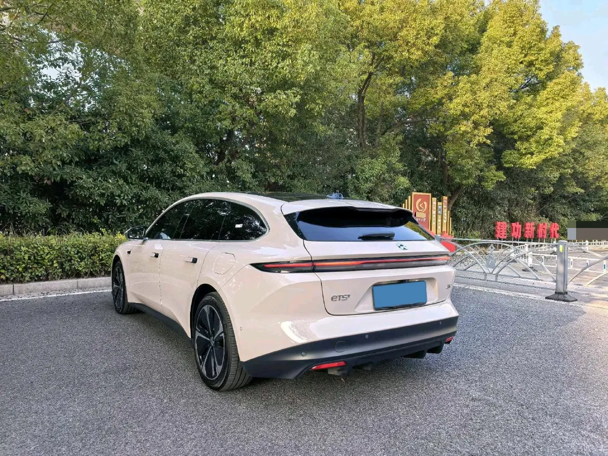 2024 NIO ET5T BEV 75KWH,autocango,china used car exporter,china ev exporter,chinese used car exporter,chinese used ev exporter