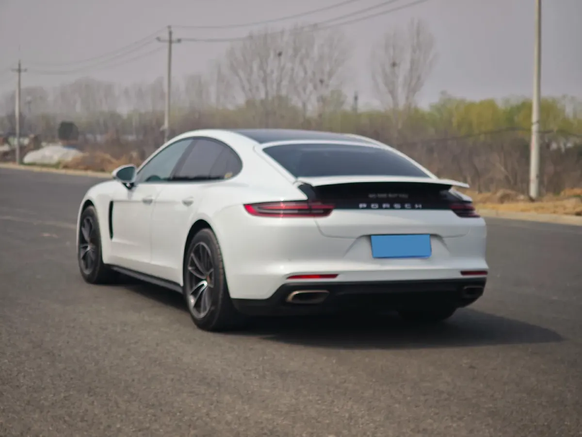 2019 Porsche Panamera 2.9T 330HP V6 8DCT,autocango,china used car exporter,china ev exporter,chinese used car exporter,chinese used ev exporter
