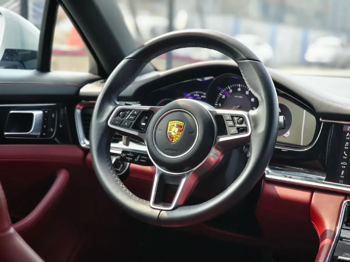 2019 Porsche Panamera 2.9T 330HP V6 8DCT,autocango,china used car exporter,china ev exporter,chinese used car exporter,chinese used ev exporter