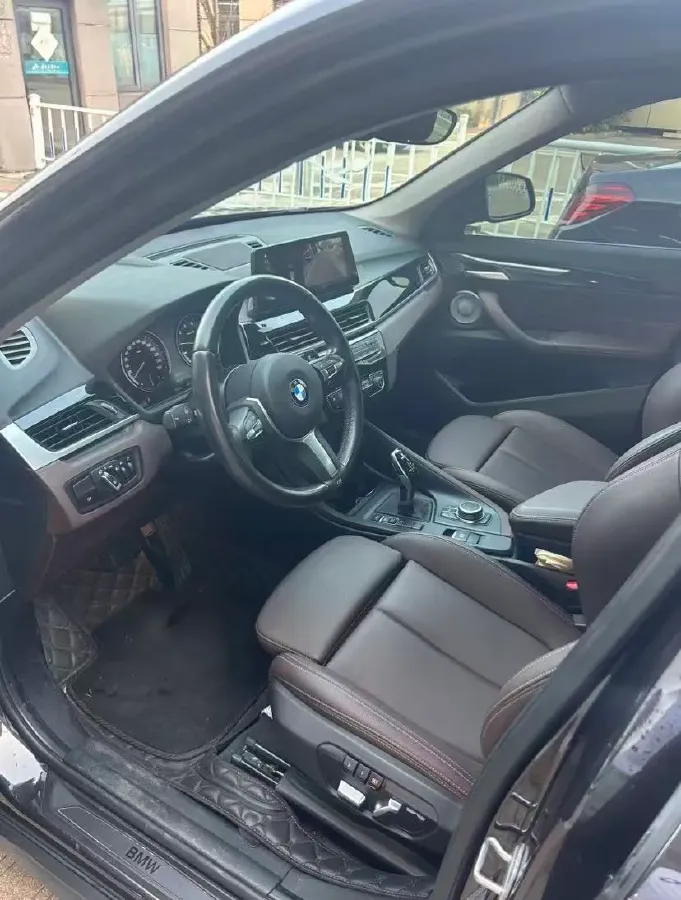 2022 BMW X1 2.0T 192HP L4 7DCT,autocango,china used car exporter,china ev exporter,chinese used car exporter,chinese used ev exporter