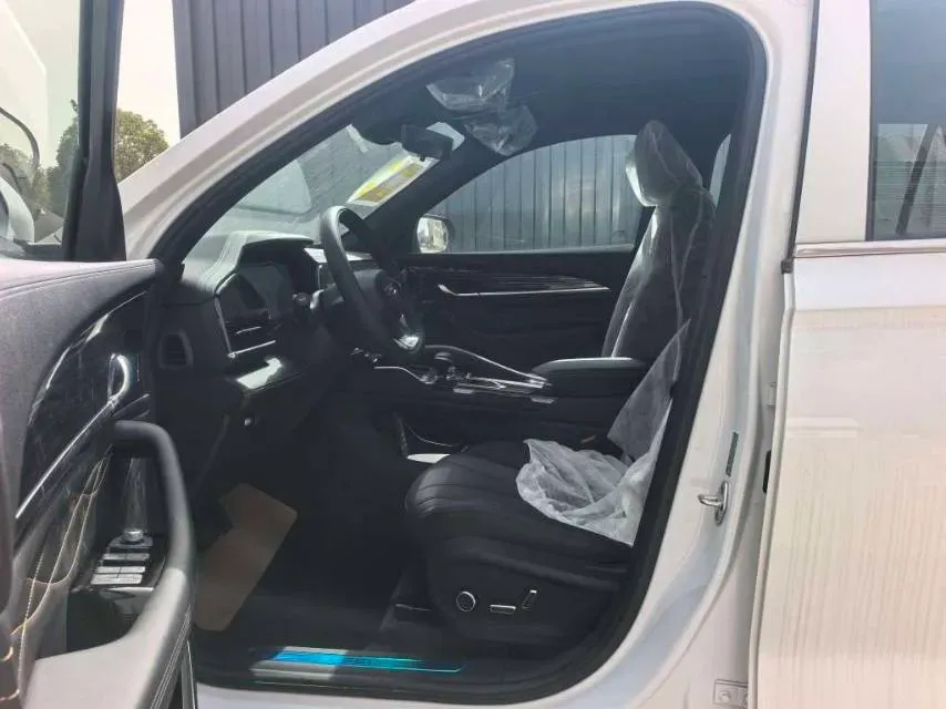 2024 Geely Monjaro 2.0T 218HP L4 7DCT,autocango,china used car exporter,china ev exporter,chinese used car exporter,chinese used ev exporter