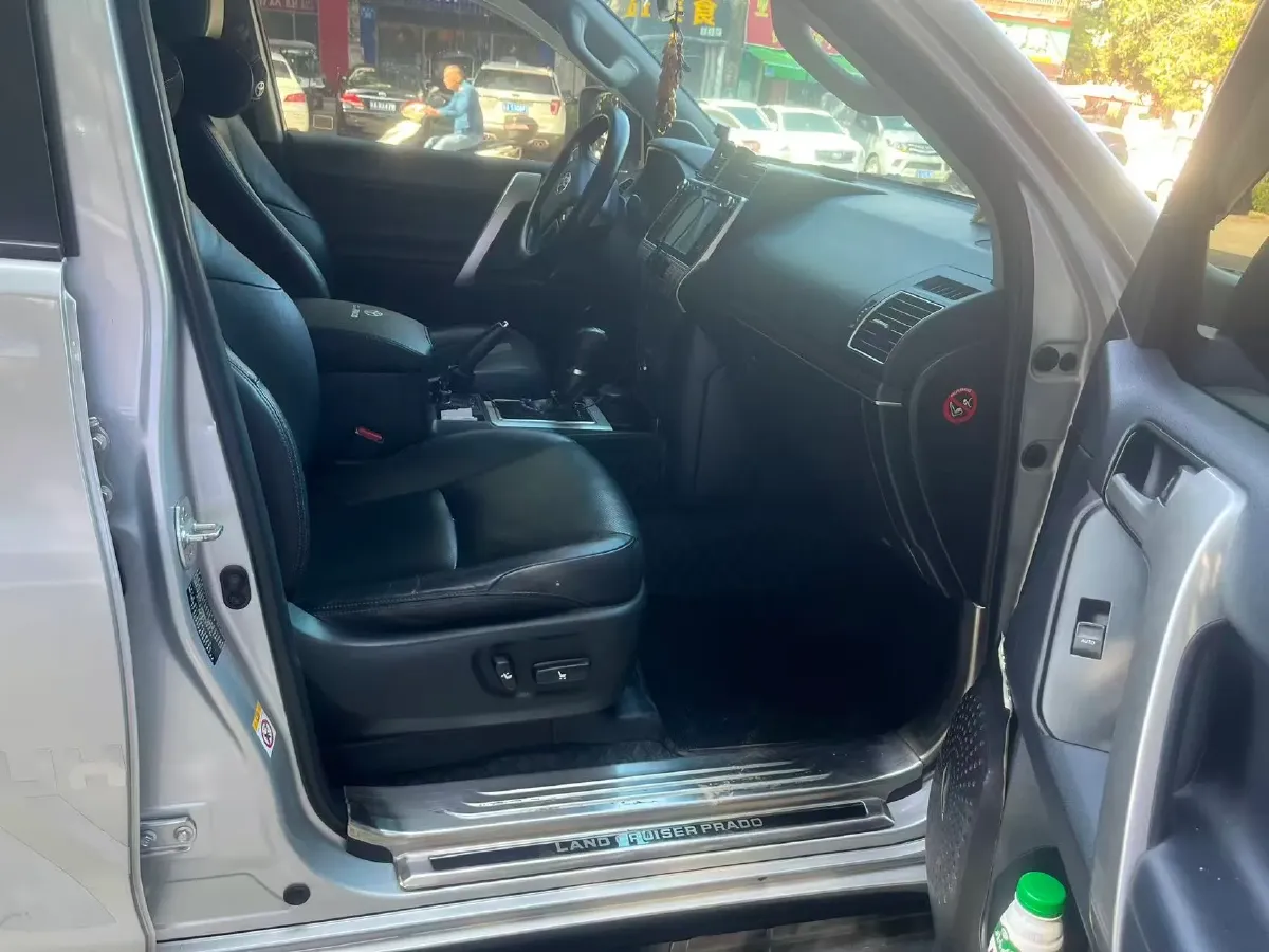 2018 Toyota Land Cruiser Prado 3.5L 280HP V6 6AT,autocango,china used car exporter,china ev exporter,chinese used car exporter,chinese used ev exporter
