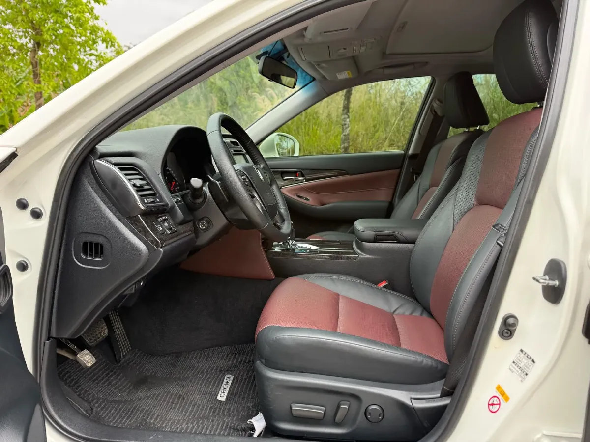 2018 Toyota Highlander 2.0T 220HP L4 6AT,autocango,china used car exporter,china ev exporter,chinese used car exporter,chinese used ev exporter