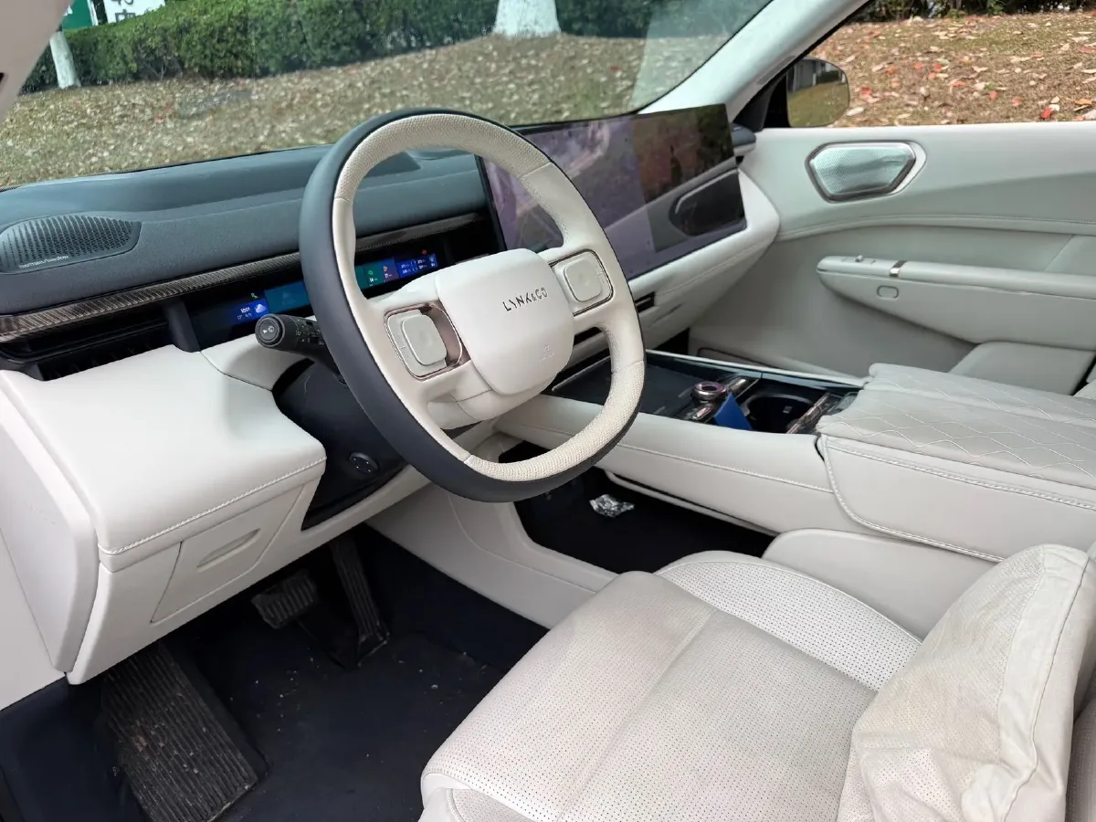 2025 LYNK&CO 900 2.0T 254HP L4 3DHT PHEV,autocango,china used car exporter,china ev exporter,chinese used car exporter,chinese used ev exporter