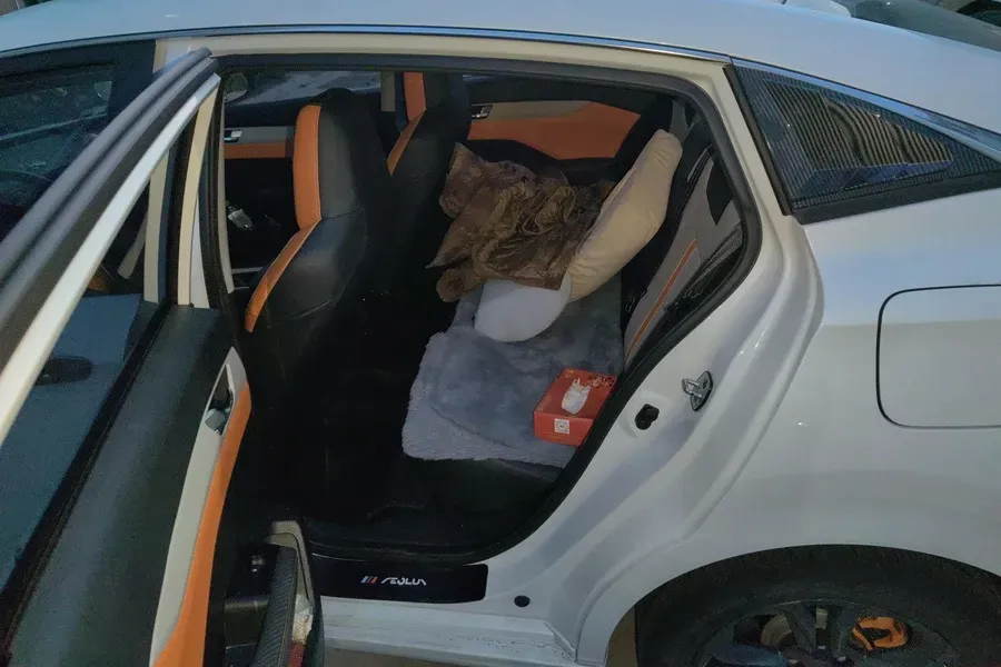 2023 DongFeng Aeolus YiXuan 1.5L 125HP L4 6DCT,autocango,china used car exporter,china ev exporter,chinese used car exporter,chinese used ev exporter