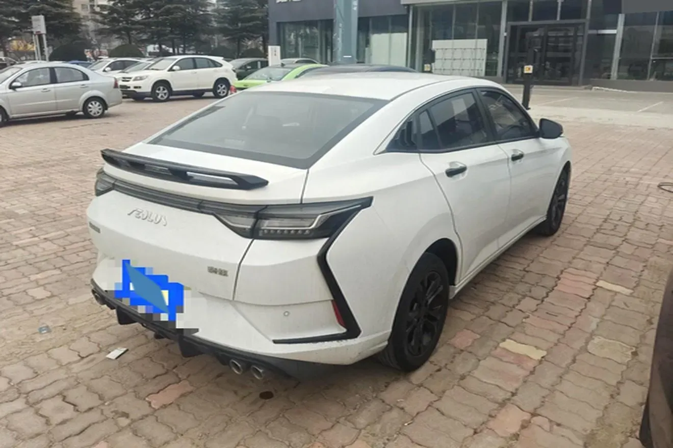 2023 DongFeng Aeolus YiXuan 1.5L 125HP L4 6DCT,autocango,china used car exporter,china ev exporter,chinese used car exporter,chinese used ev exporter