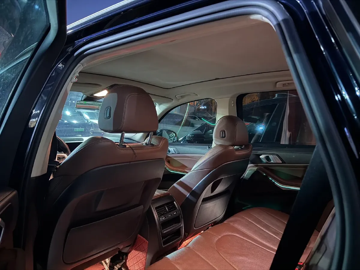 2021 BMW X5 2.0T 265HP L4 8AT,autocango,china used car exporter,china ev exporter,chinese used car exporter,chinese used ev exporter