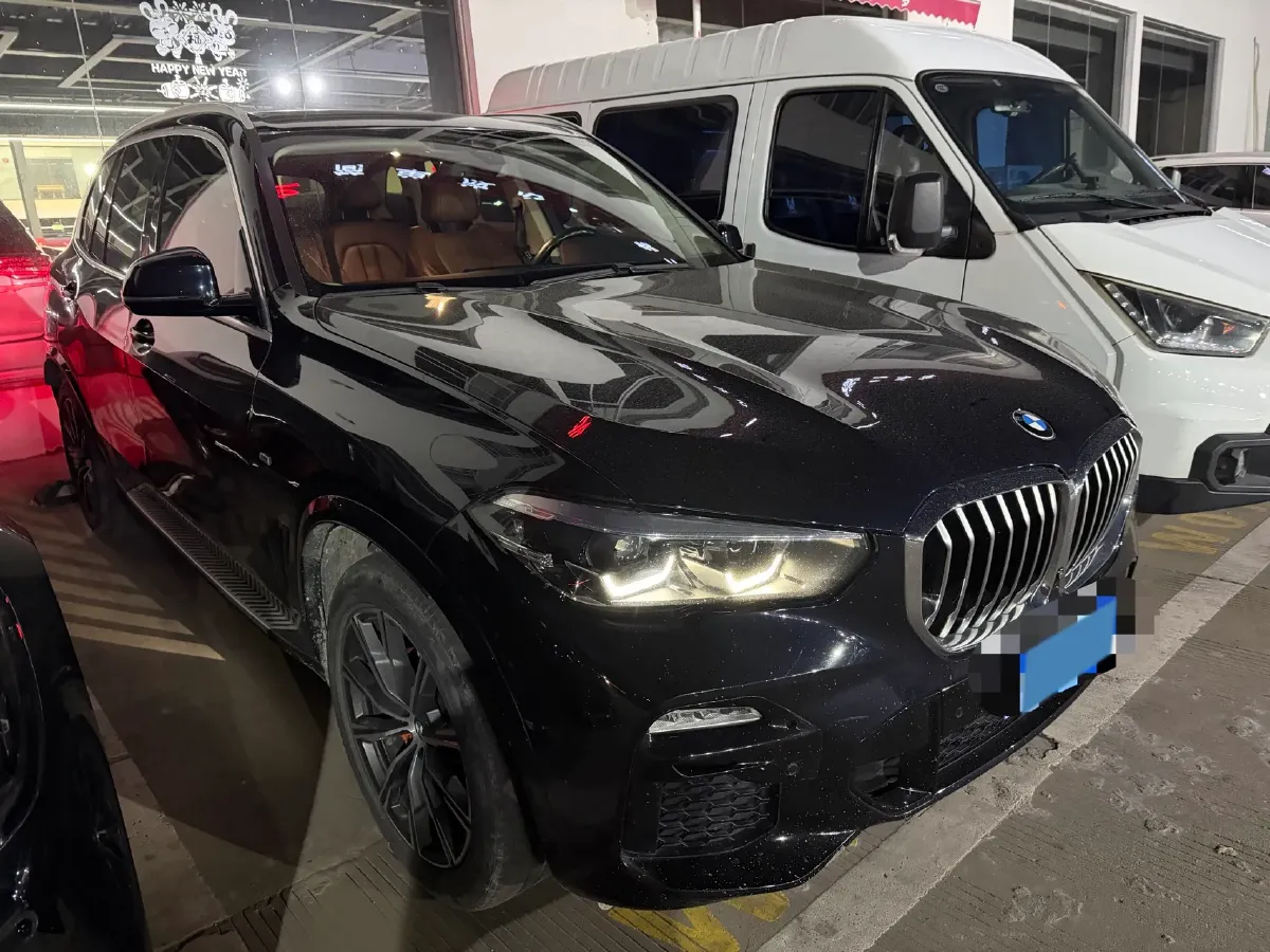 2021 BMW X5 2.0T 265HP L4 8AT,autocango,china used car exporter,china ev exporter,chinese used car exporter,chinese used ev exporter