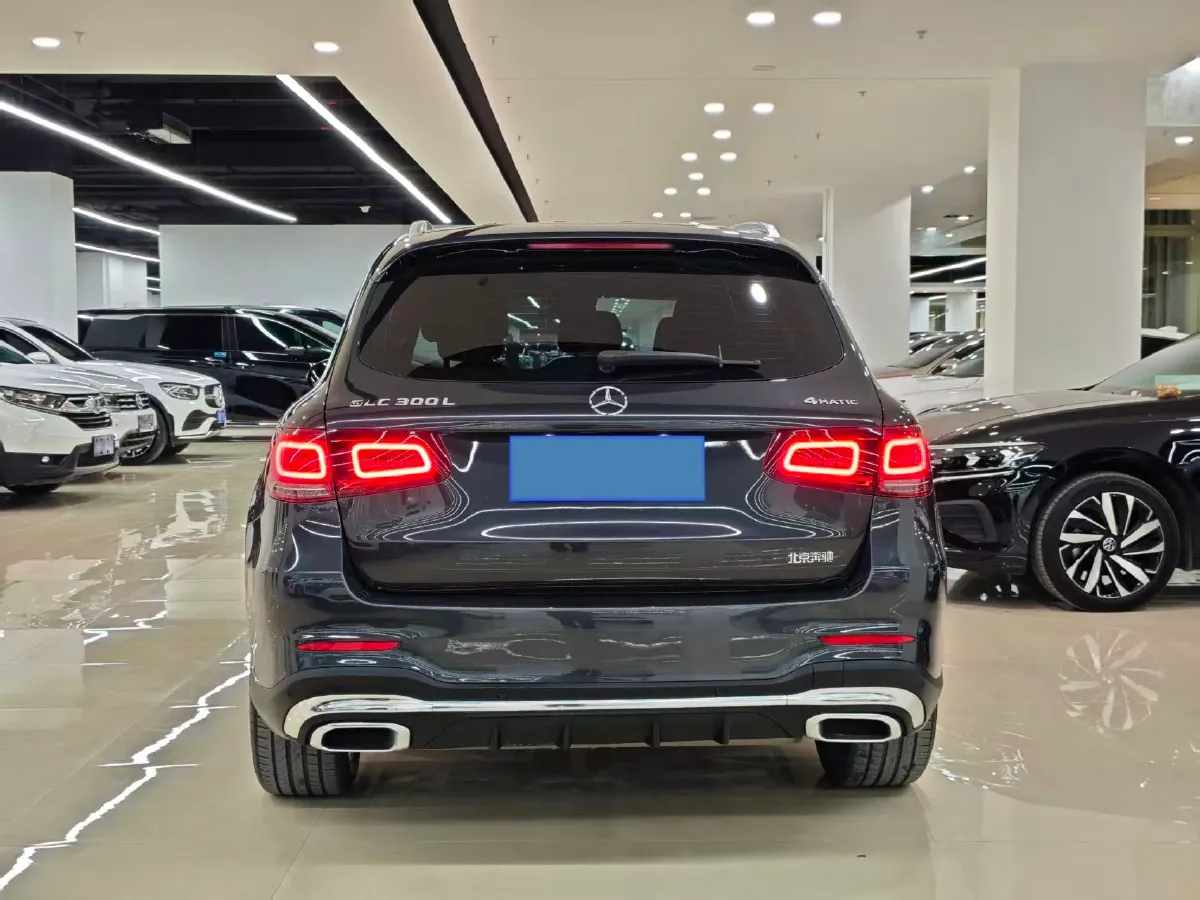 2022 Mercedes-Benz GLC Class 2.0T 258HP L4 9AT,autocango,china used car exporter,china ev exporter,chinese used car exporter,chinese used ev exporter