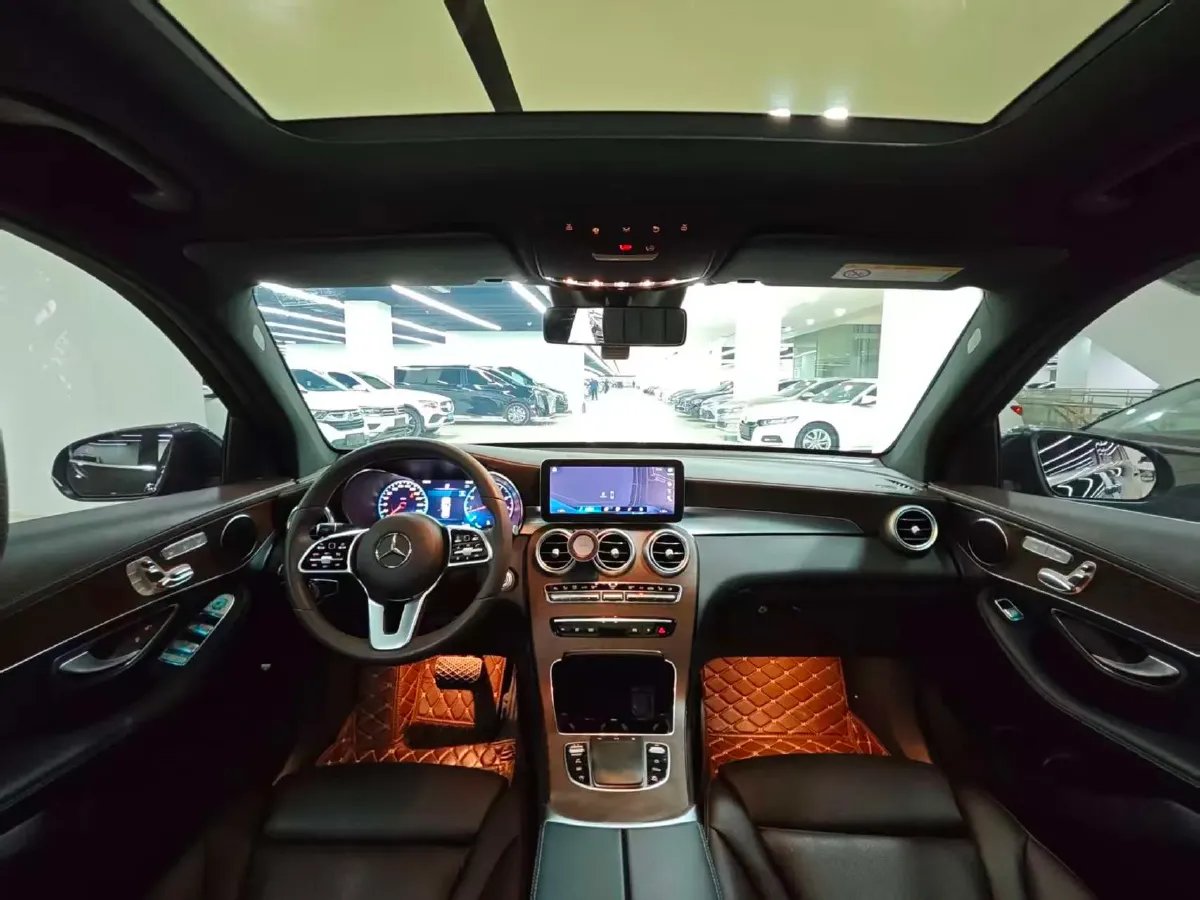2022 Mercedes-Benz GLC Class 2.0T 258HP L4 9AT,autocango,china used car exporter,china ev exporter,chinese used car exporter,chinese used ev exporter