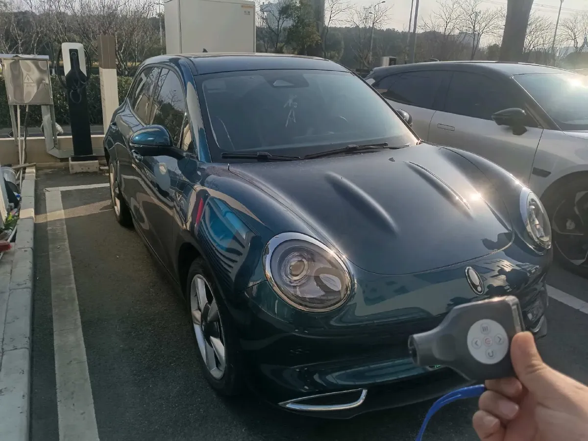 2022 ChangAn Oshan X7 Plus 1.5T 188HP L4 7DCT,autocango,china used car exporter,china ev exporter,chinese used car exporter,chinese used ev exporter