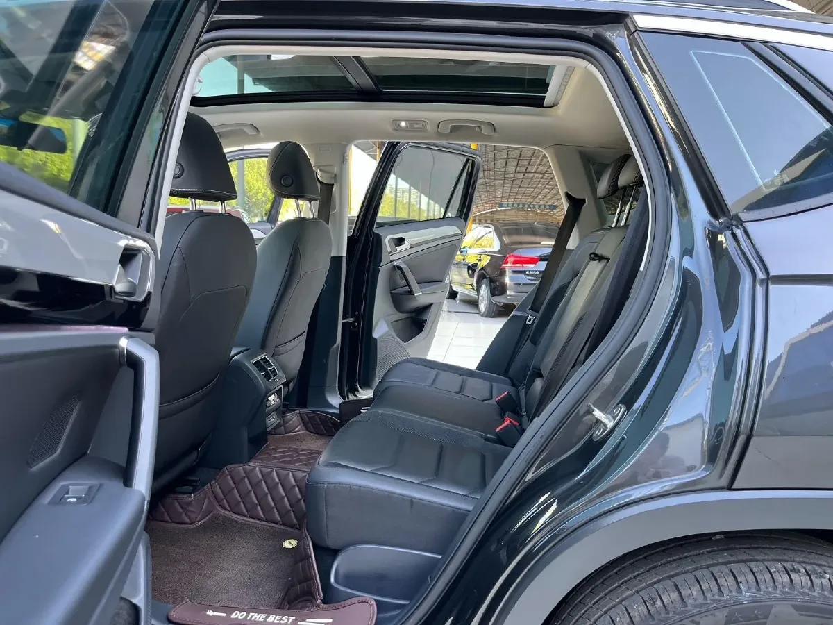 2020 Volkswagen Tayron 2.0T 186HP L4 7DCT,autocango,china used car exporter,china ev exporter,chinese used car exporter,chinese used ev exporter