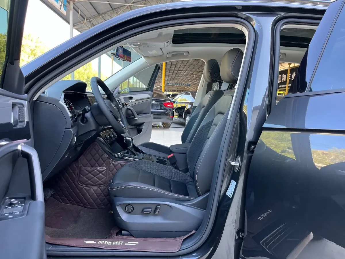 2020 Volkswagen Tayron 2.0T 186HP L4 7DCT,autocango,china used car exporter,china ev exporter,chinese used car exporter,chinese used ev exporter