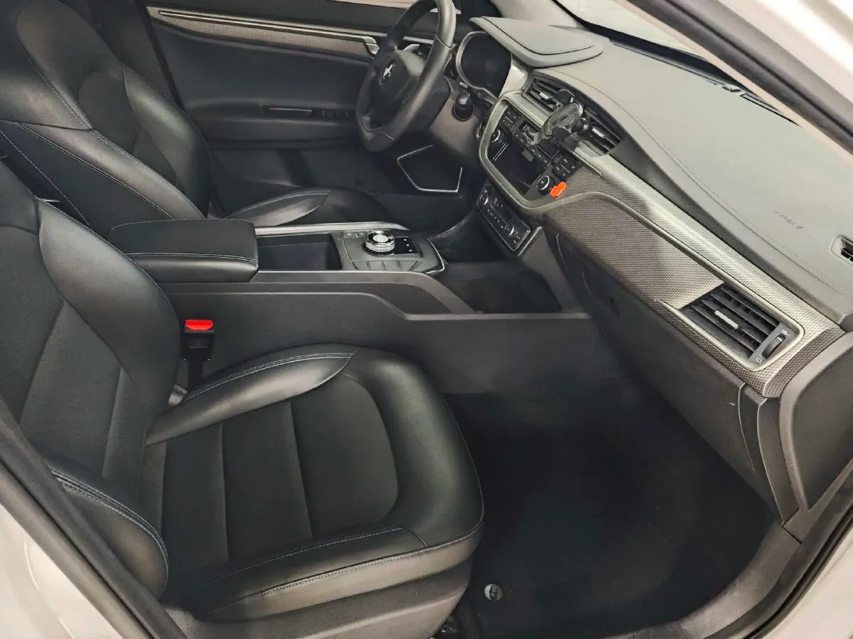 2023 Livan Maple 60s BEV 52.56KWH,autocango,china used car exporter,china ev exporter,chinese used car exporter,chinese used ev exporter