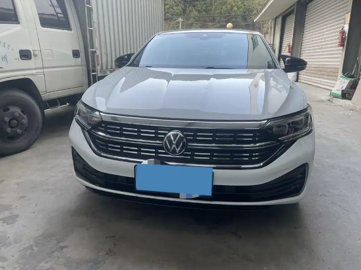 2024 Volkswagen Sagitar 1.5T 160HP L4 7DCT,autocango,china used car exporter,china ev exporter,chinese used car exporter,chinese used ev exporter
