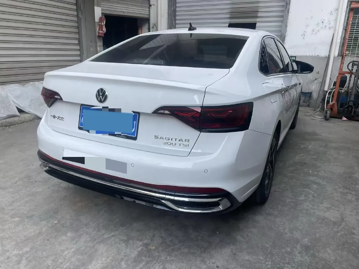 2024 Volkswagen Sagitar 1.5T 160HP L4 7DCT,autocango,china used car exporter,china ev exporter,chinese used car exporter,chinese used ev exporter
