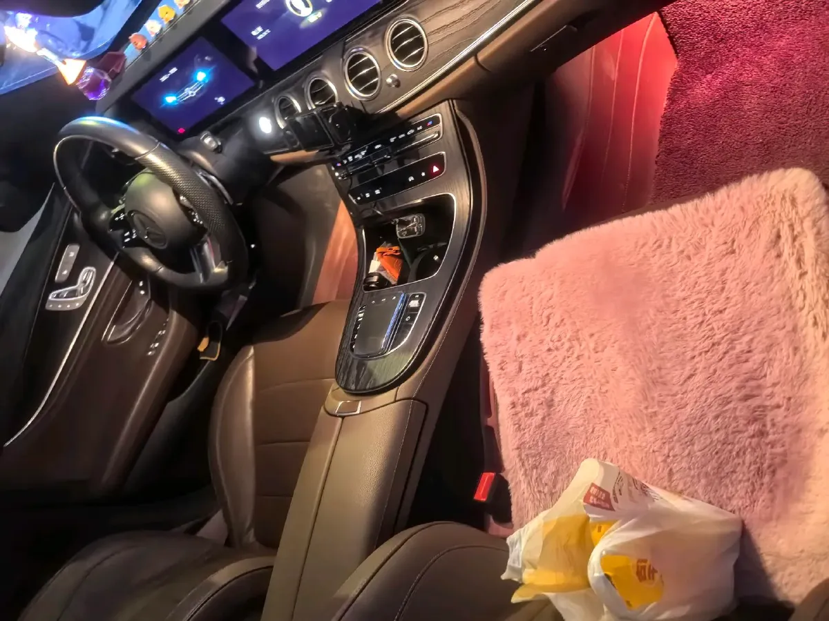 2022 Mercedes-Benz GLC Class 2.0T 258HP L4 9AT,autocango,china used car exporter,china ev exporter,chinese used car exporter,chinese used ev exporter