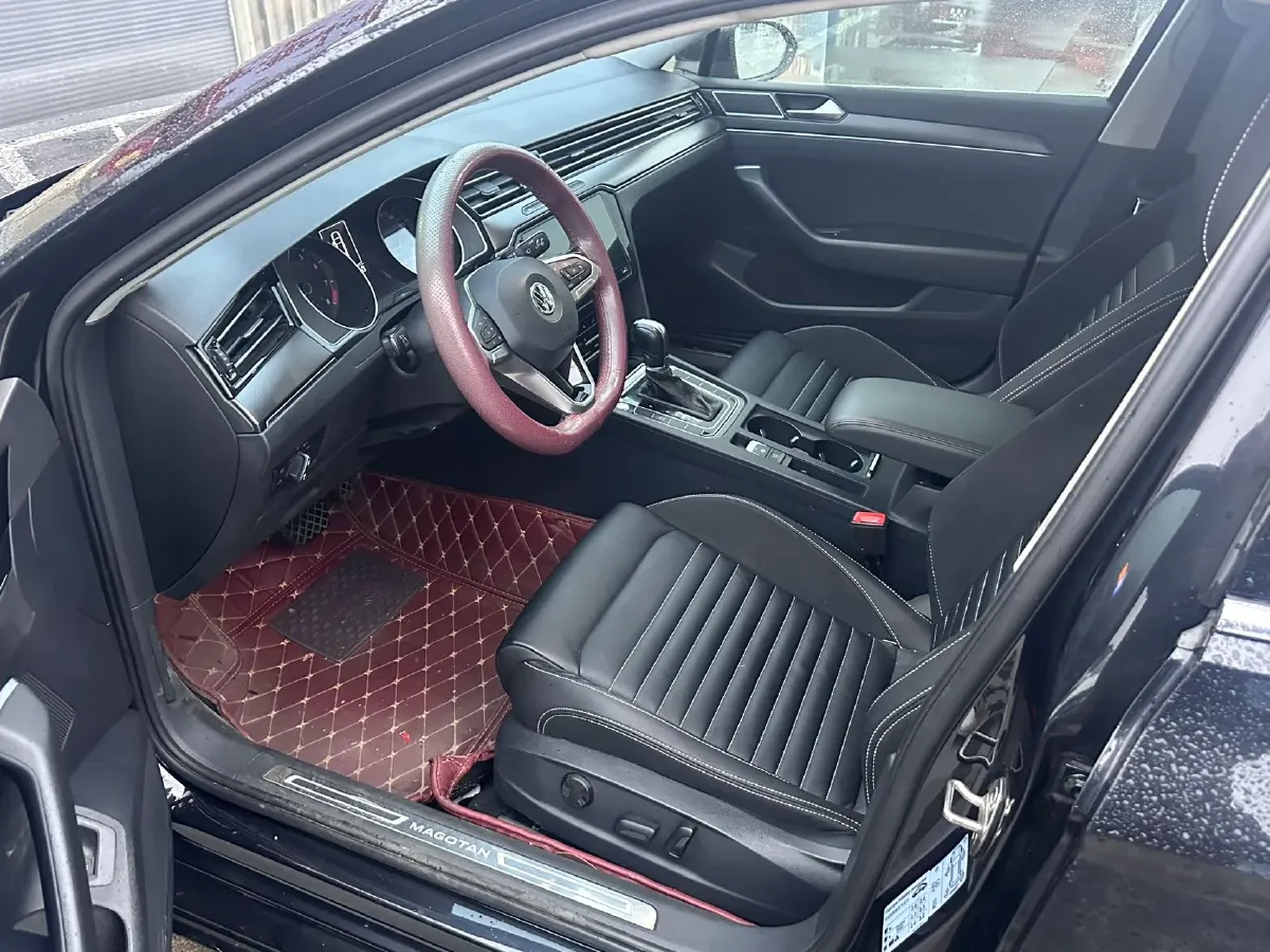 2020 Volkswagen Magotan 2.0T 186HP L4 7DCT,autocango,china used car exporter,china ev exporter,chinese used car exporter,chinese used ev exporter