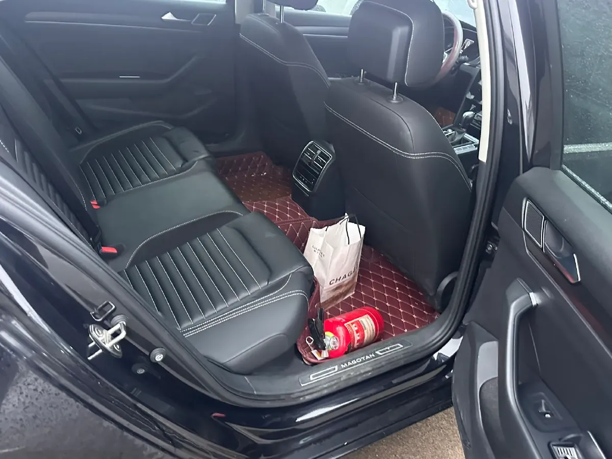 2020 Volkswagen Magotan 2.0T 186HP L4 7DCT,autocango,china used car exporter,china ev exporter,chinese used car exporter,chinese used ev exporter