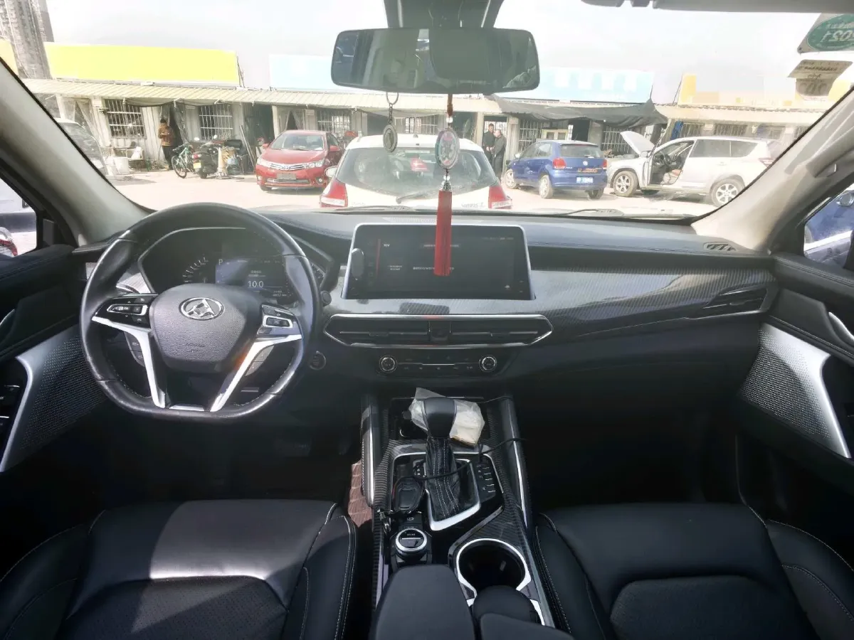 2017 MAXUS D90 2.0T 224HP L4 6AT,autocango,china used car exporter,china ev exporter,chinese used car exporter,chinese used ev exporter