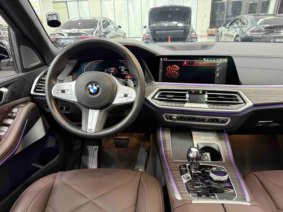 2023 BMW X5 3.0T 381HP L6 8AT,autocango,china used car exporter,china ev exporter,chinese used car exporter,chinese used ev exporter