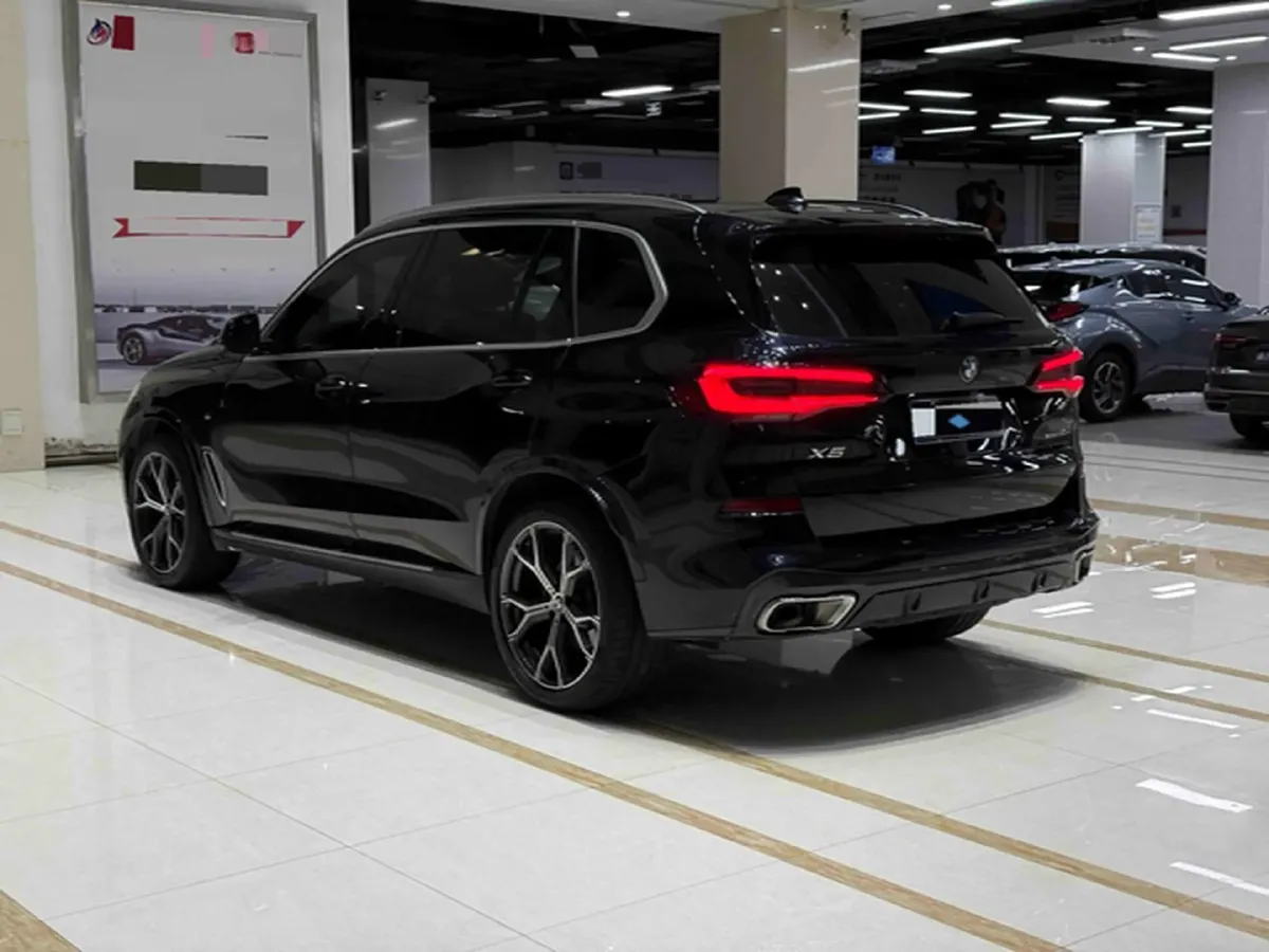 2023 BMW X5 3.0T 381HP L6 8AT,autocango,china used car exporter,china ev exporter,chinese used car exporter,chinese used ev exporter