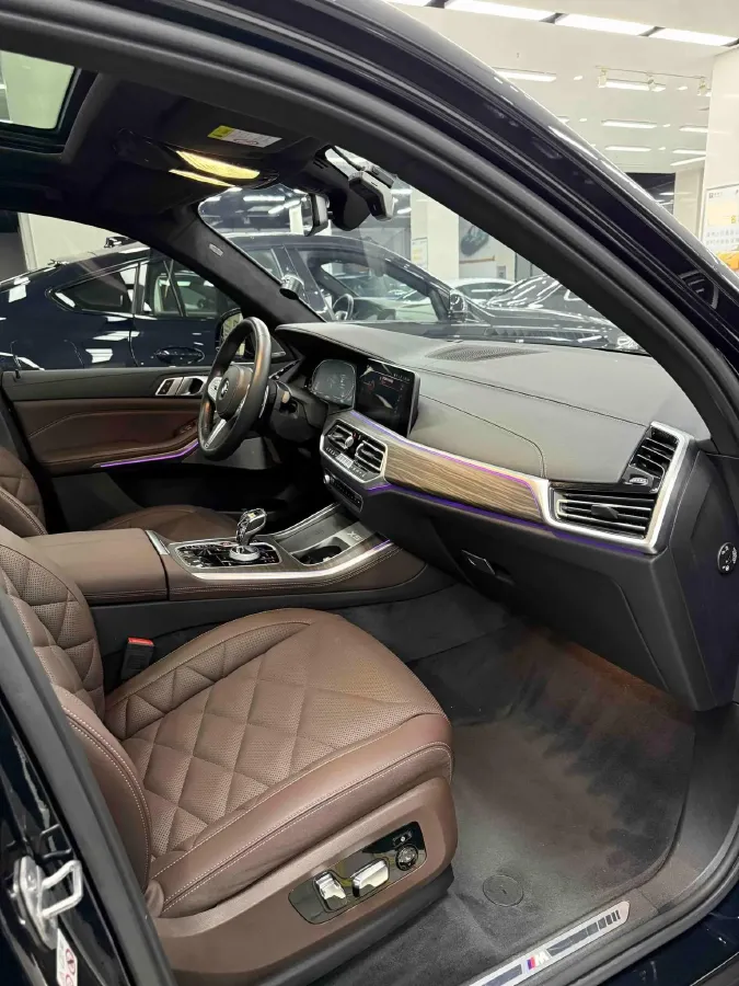 2023 BMW X5 3.0T 381HP L6 8AT,autocango,china used car exporter,china ev exporter,chinese used car exporter,chinese used ev exporter