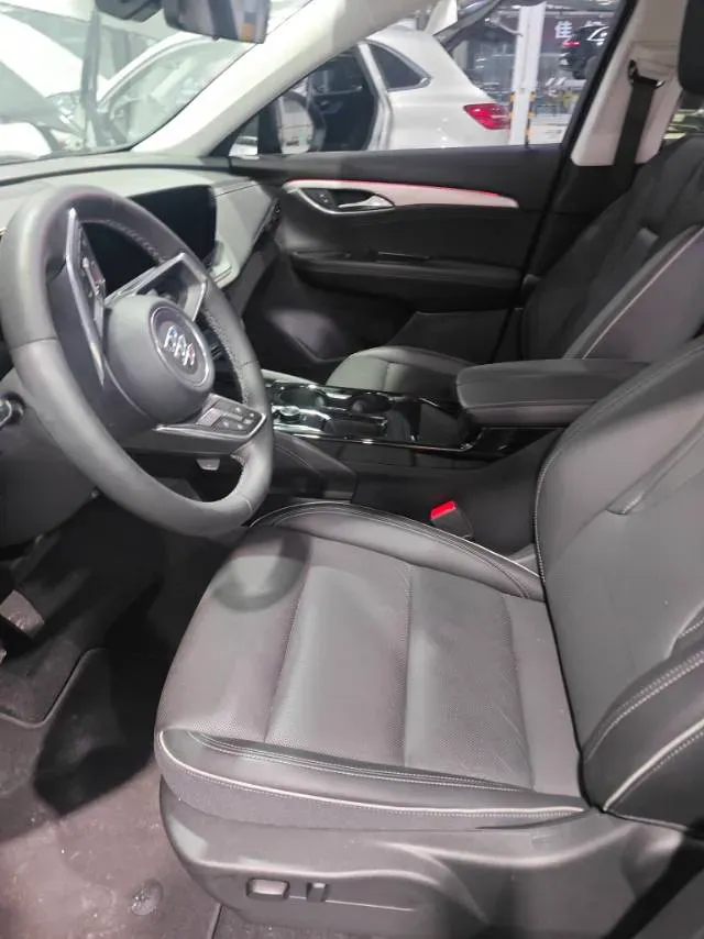 2025 Buick EnvisionPlus 2.0T 237HP L4 9AT,autocango,china used car exporter,china ev exporter,chinese used car exporter,chinese used ev exporter