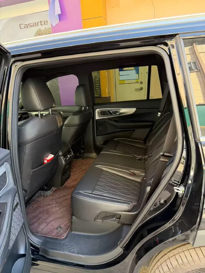 2025 GAC Trumpchi GS8 2.0T 252HP L4 8AT,autocango,china used car exporter,china ev exporter,chinese used car exporter,chinese used ev exporter