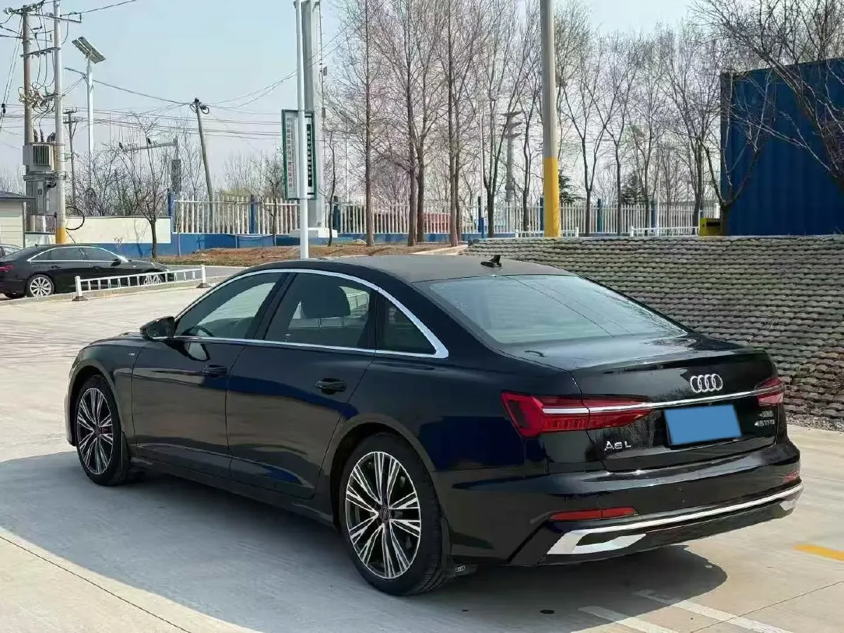 2021 Audi A6L 2.0T 224HP L4 7DCT,autocango,china used car exporter,china ev exporter,chinese used car exporter,chinese used ev exporter