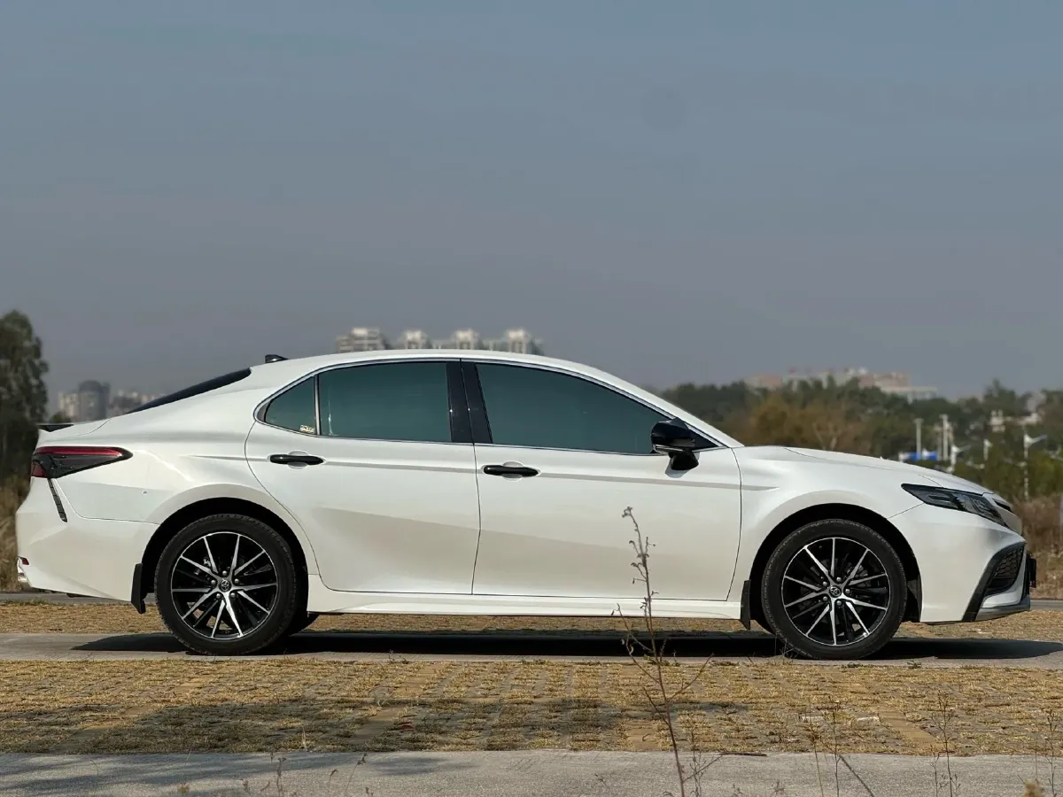 2021 Toyota Camry 2.0L 178HP L4 CVT,autocango,china used car exporter,china ev exporter,chinese used car exporter,chinese used ev exporter