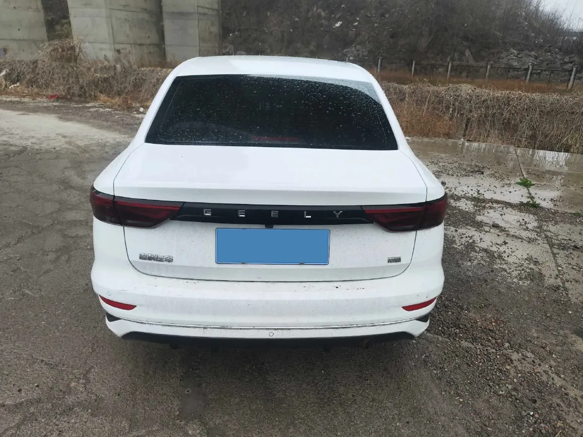 2023 Geely Emgrand 1.5L 127HP L4 5MT,autocango,china used car exporter,china ev exporter,chinese used car exporter,chinese used ev exporter