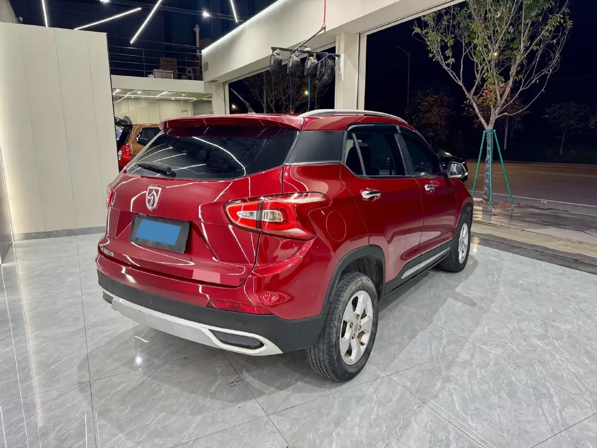 2017 BaoJun 310W 1.5L 105HP L4 6MT,autocango,china used car exporter,china ev exporter,chinese used car exporter,chinese used ev exporter