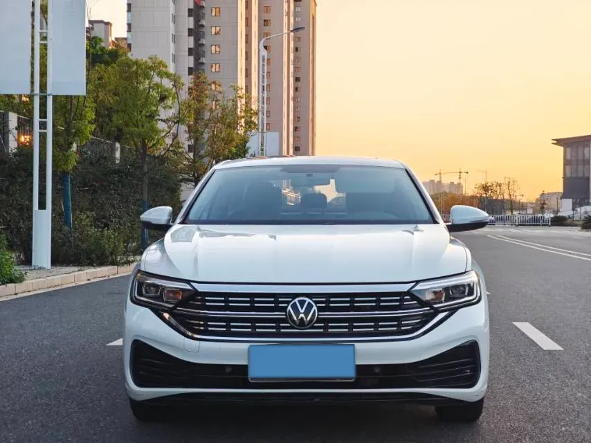 2023 Volkswagen Sagitar 1.4T 150HP L4 7DCT,autocango,china used car exporter,china ev exporter,chinese used car exporter,chinese used ev exporter