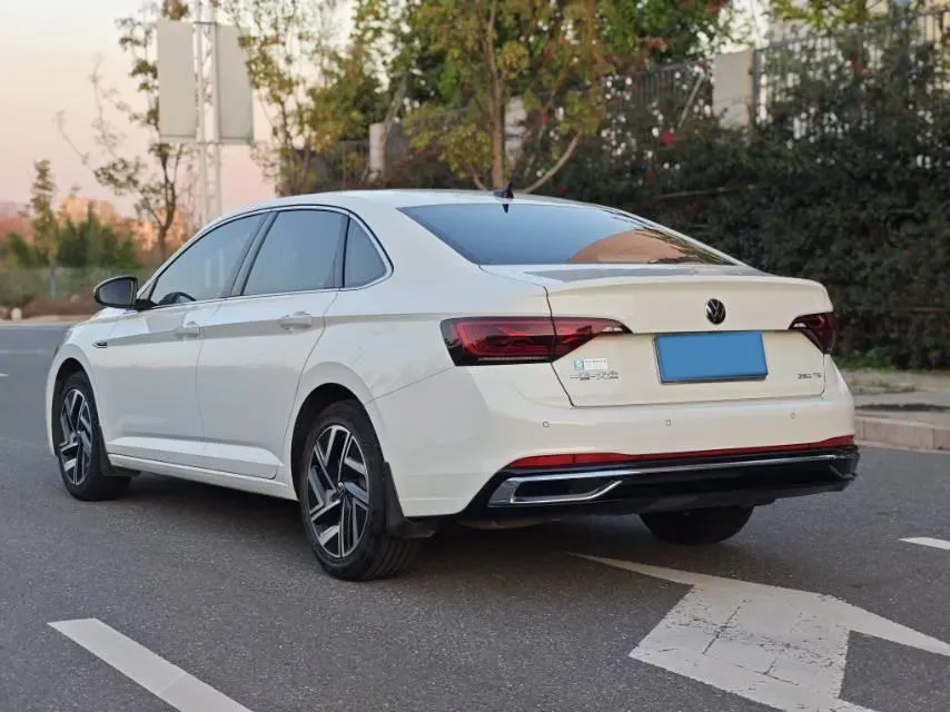 2023 Volkswagen Sagitar 1.4T 150HP L4 7DCT,autocango,china used car exporter,china ev exporter,chinese used car exporter,chinese used ev exporter