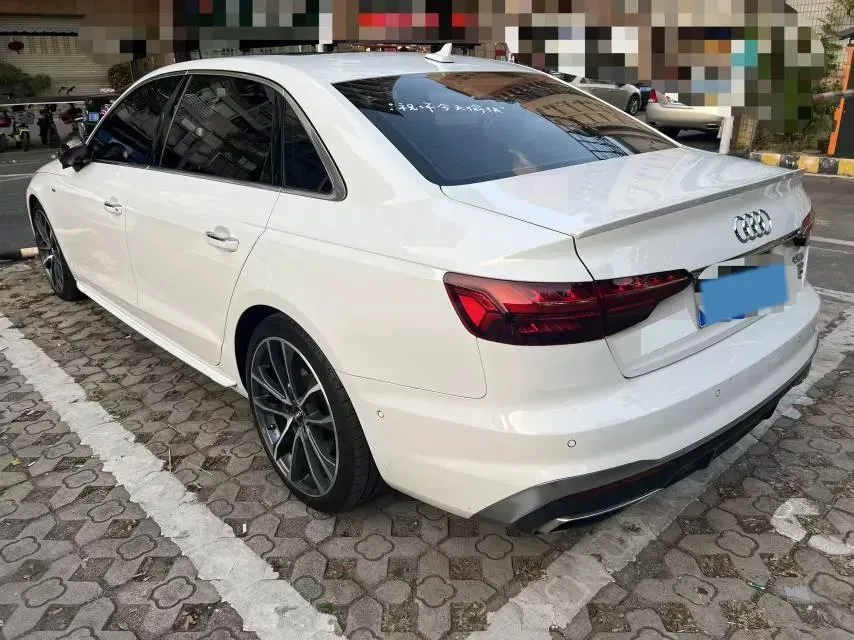 2020 Audi A4L 2.0T 252HP L4 7DCT,autocango,china used car exporter,china ev exporter,chinese used car exporter,chinese used ev exporter