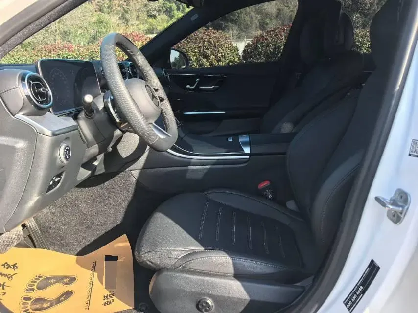 2025 Mercedes-Benz C Class 1.5T 170HP L4 9AT,autocango,china used car exporter,china ev exporter,chinese used car exporter,chinese used ev exporter