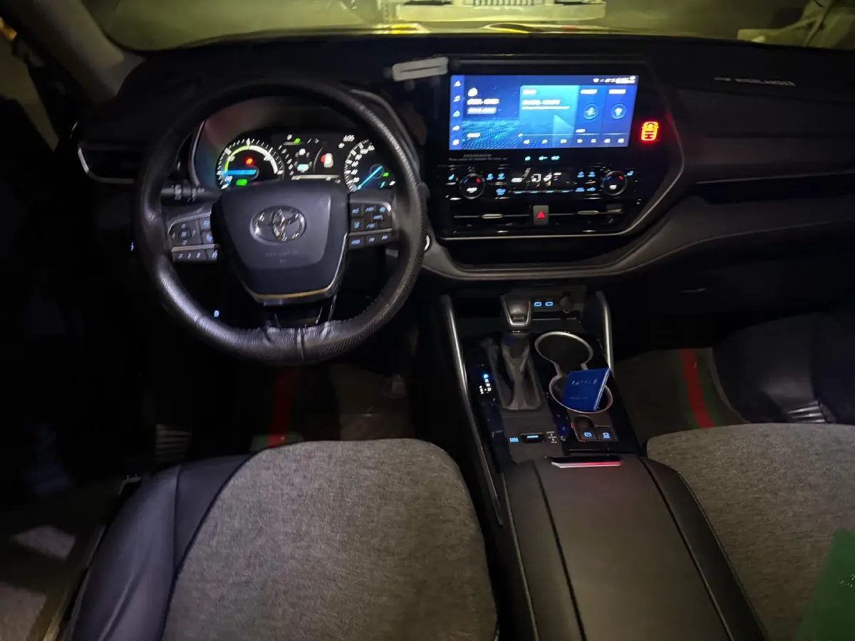 2023 Toyota Highlander 2.5L 189HP L4 E-CVT Hybrid,autocango,china used car exporter,china ev exporter,chinese used car exporter,chinese used ev exporter