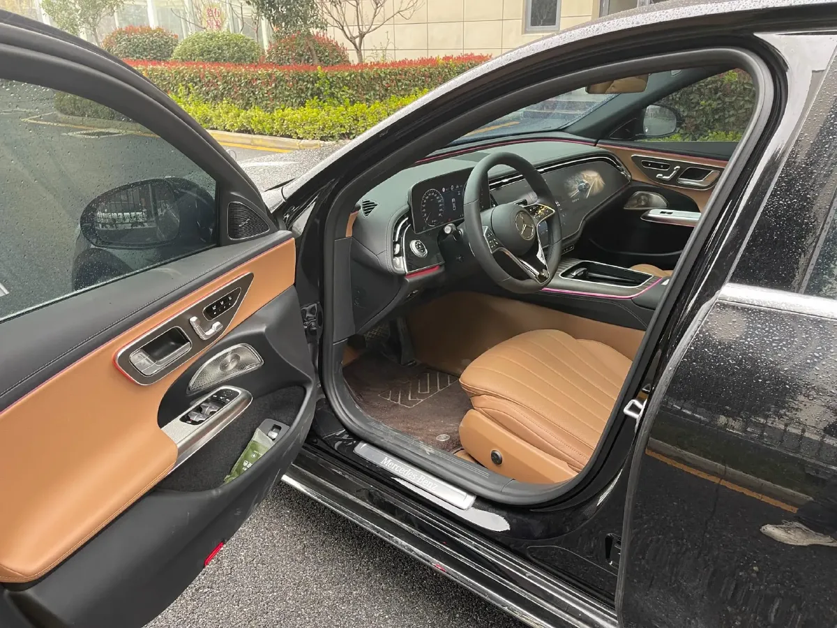 2025 Mercedes-Benz E Class 2.0T 258HP L4 9AT,autocango,china used car exporter,china ev exporter,chinese used car exporter,chinese used ev exporter